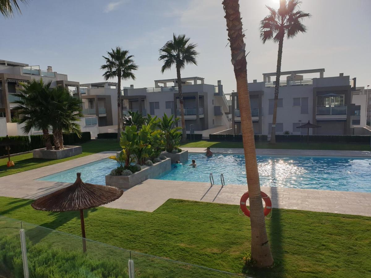El Mirador Amelie Ground Floor Apartment In Torrevieja Punta Prima Wifi Pool And Close To Beach And Golf Exterior foto