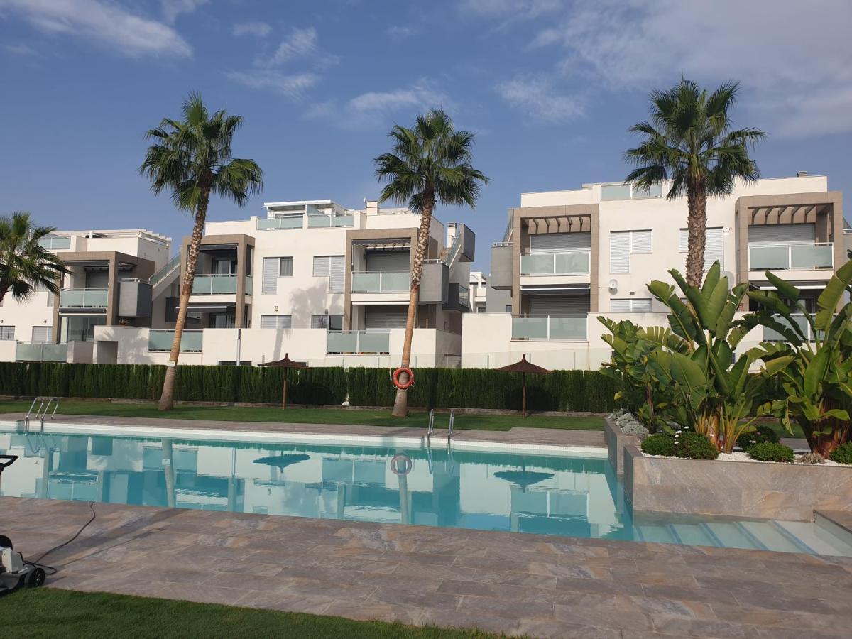 El Mirador Amelie Ground Floor Apartment In Torrevieja Punta Prima Wifi Pool And Close To Beach And Golf Exterior foto